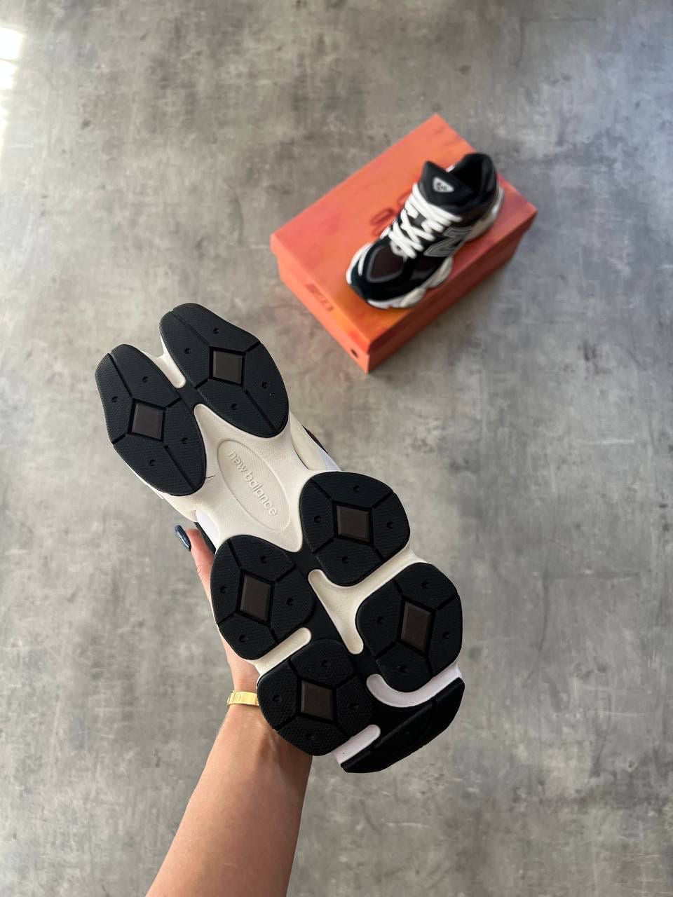 New Balance 9060