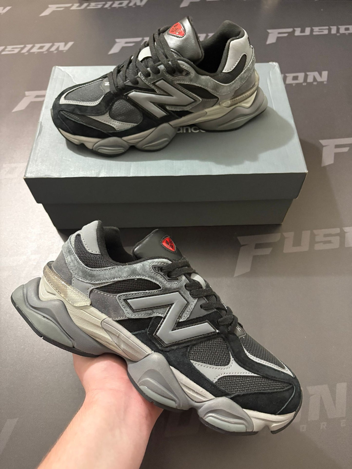 New Balance 9060