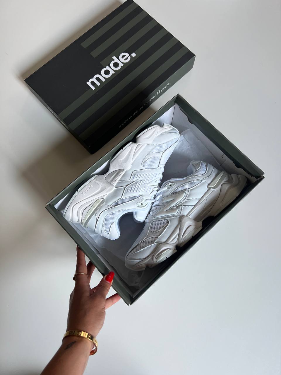 New Balance 9060