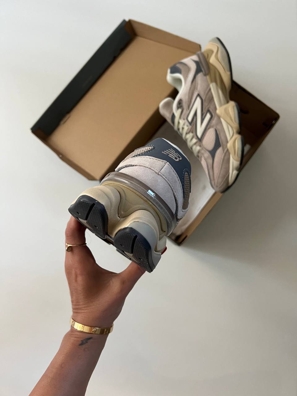New Balance 9060