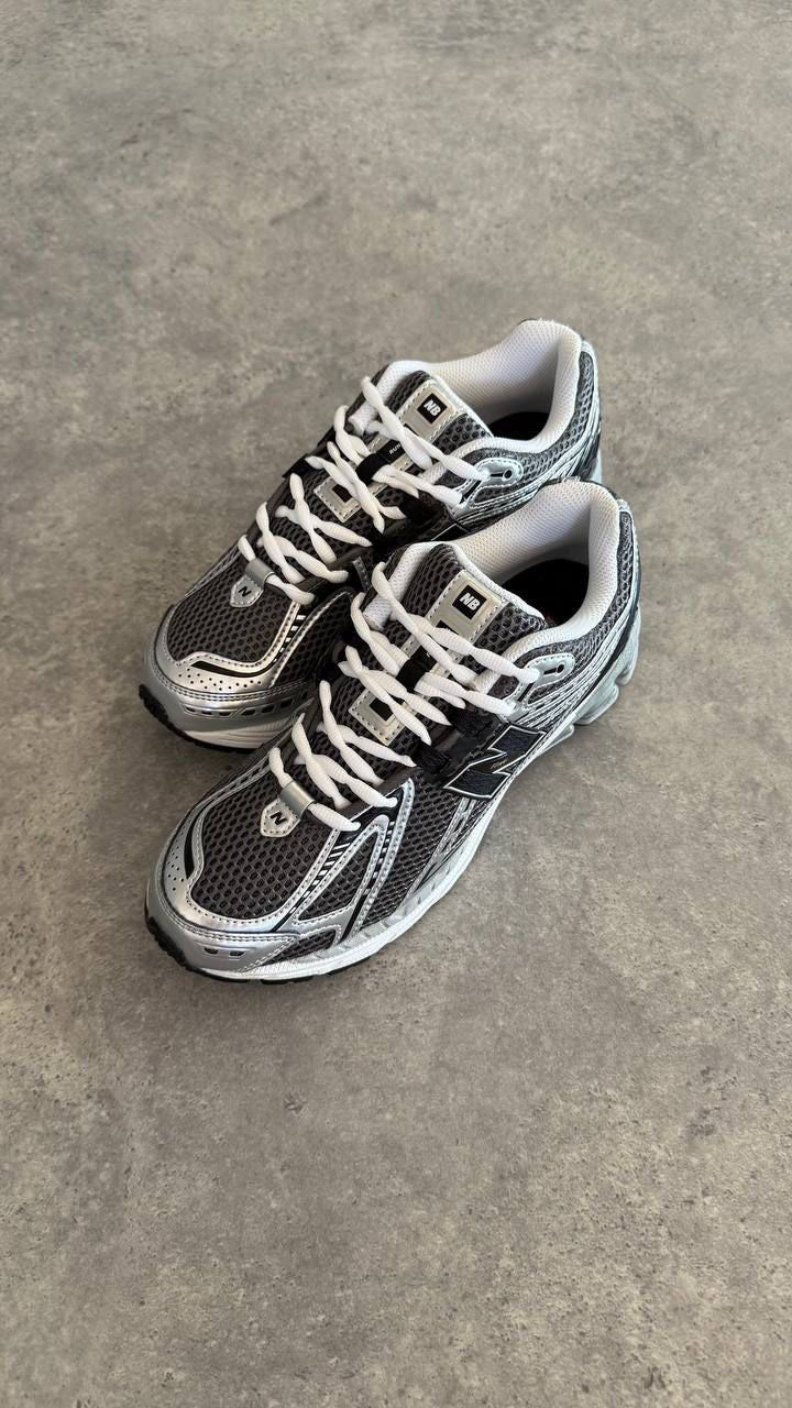 New Balance 1906