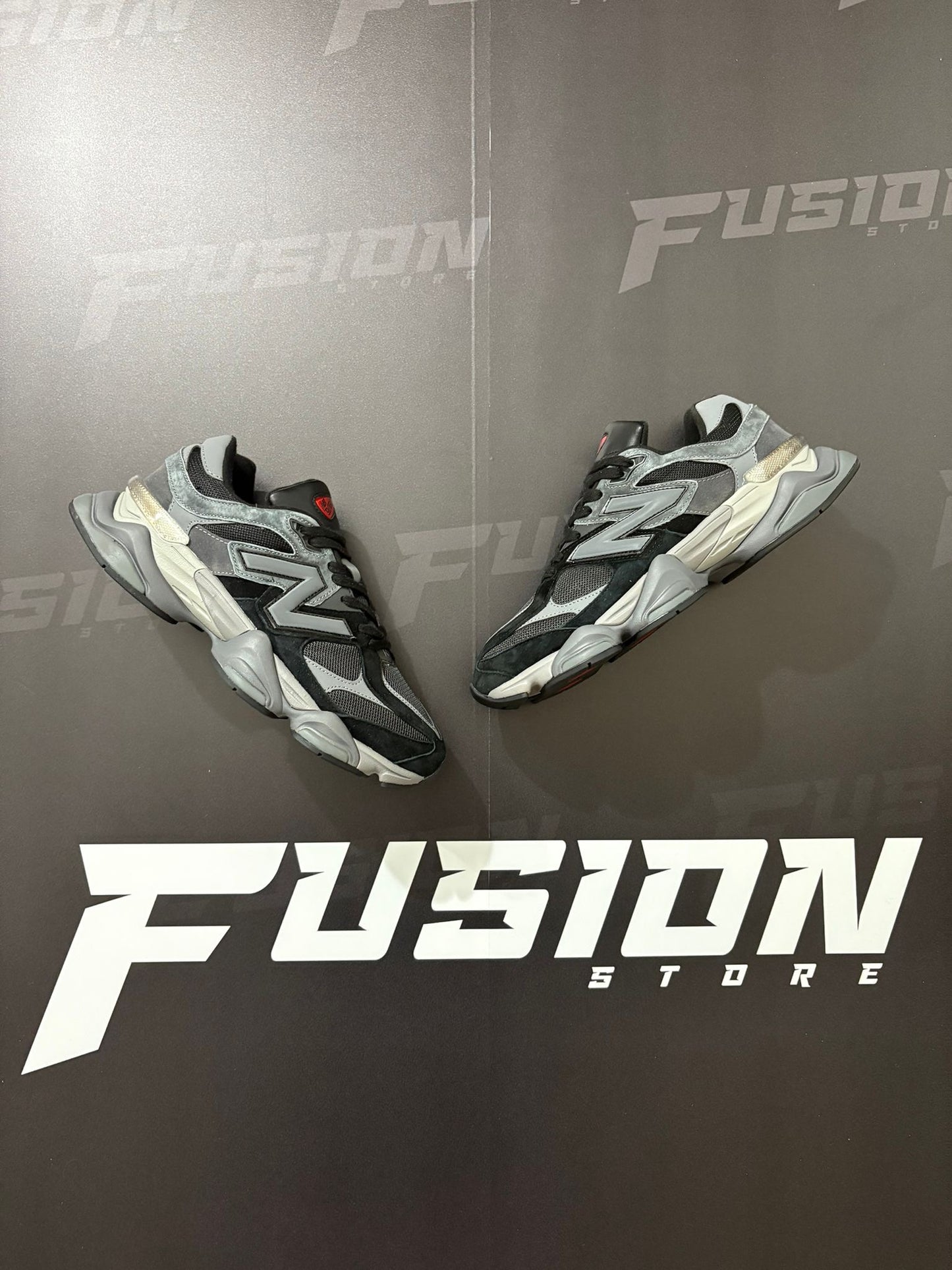New Balance 9060